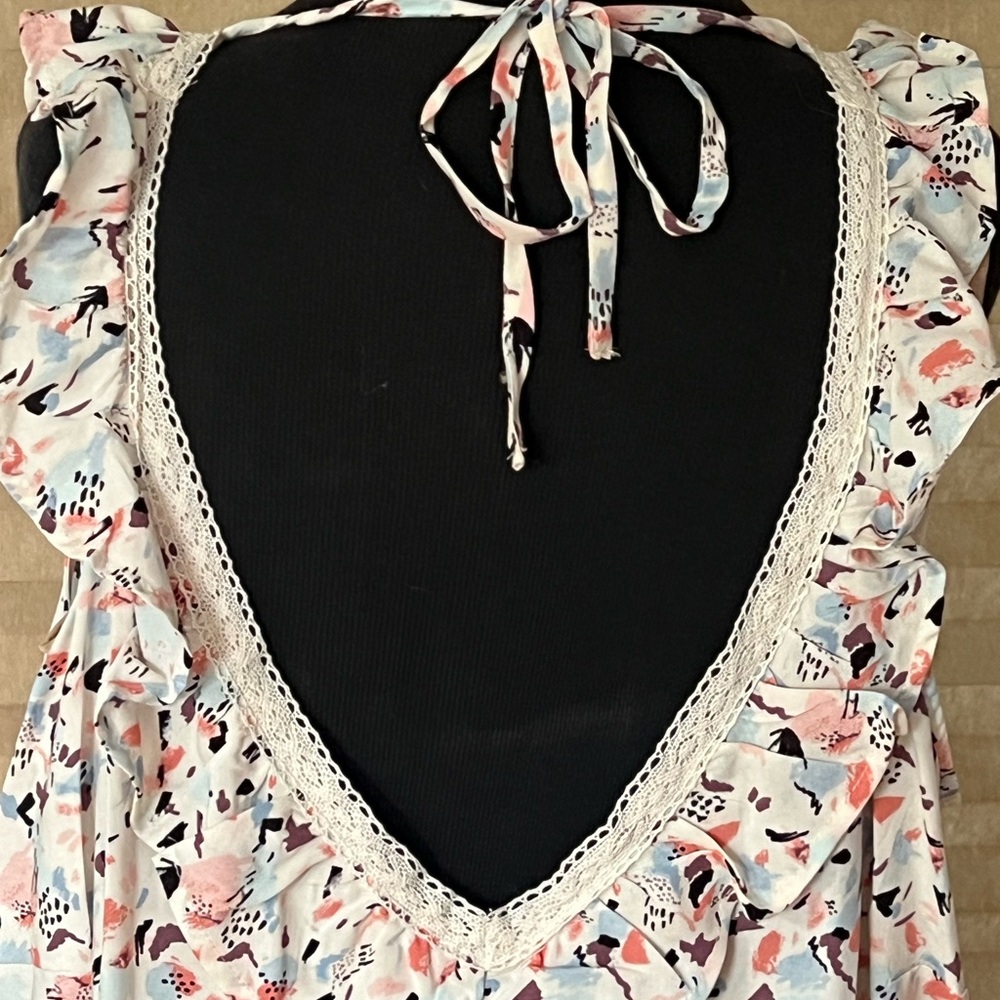 TORRID Long Tank Top Multi Color Abstract Print Ruffle Lace Details  Sz 3 EUC - Picture 10 of 16